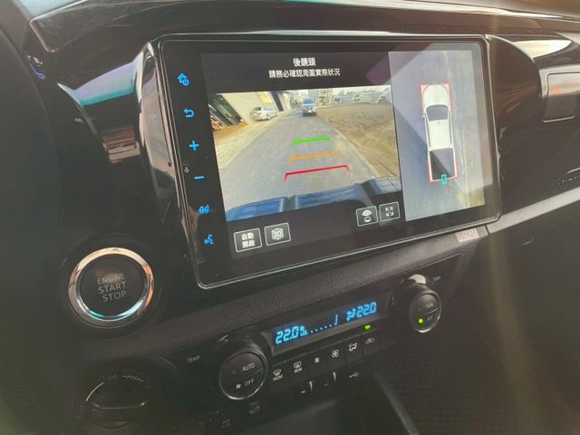 HILUX  第7張相片