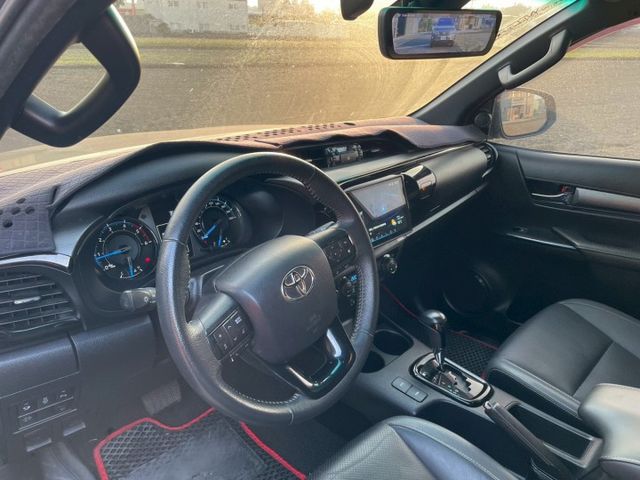 HILUX  第10張相片