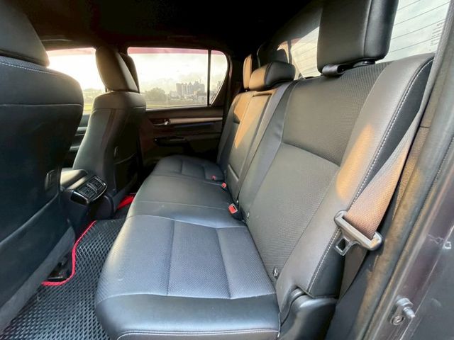 HILUX  第11張相片