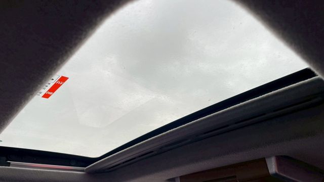 7 MPV 2.2T  第5張相片