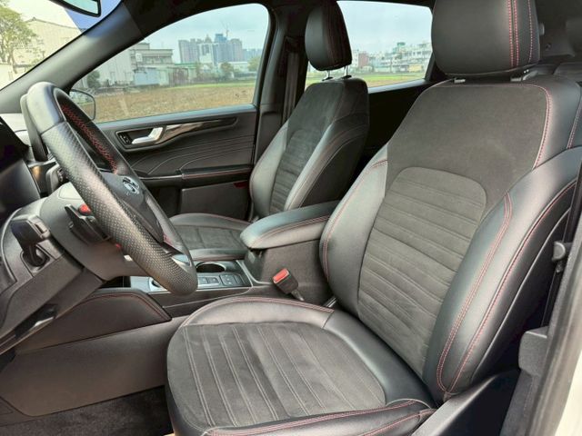 KUGA  第11張相片