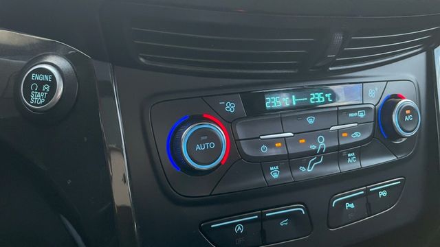 KUGA  第13張相片