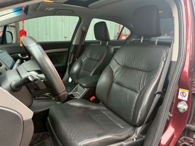 CIVIC  第5張相片