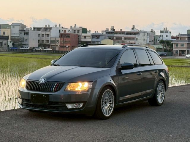 OCTAVIA COMBI  第2張相片