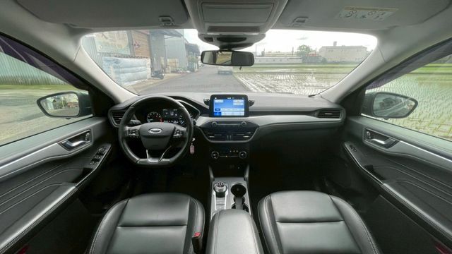 KUGA  第10張相片