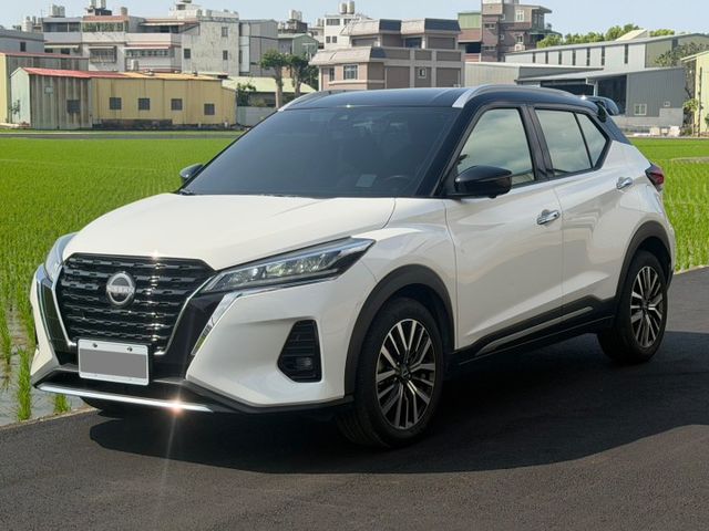 KICKS  第2張相片