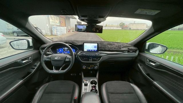 KUGA  第12張相片