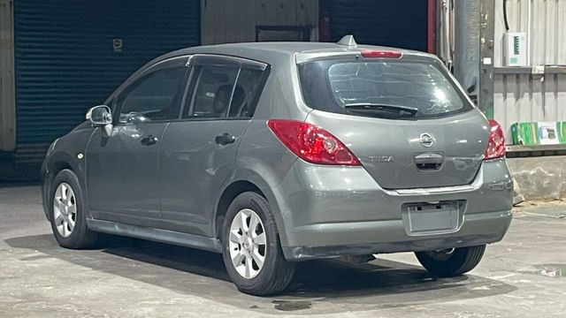 TIIDA 5D  第3張相片