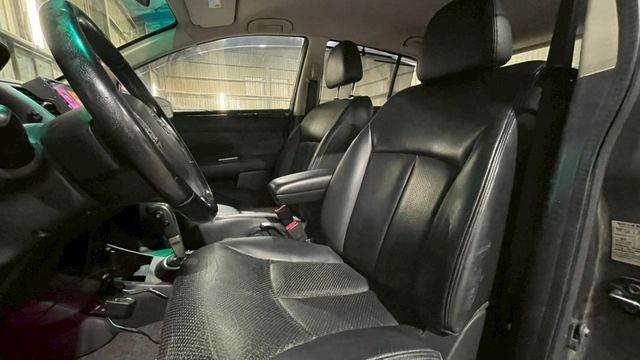 TIIDA 5D  第5張相片