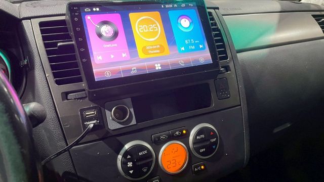 TIIDA 5D  第10張相片