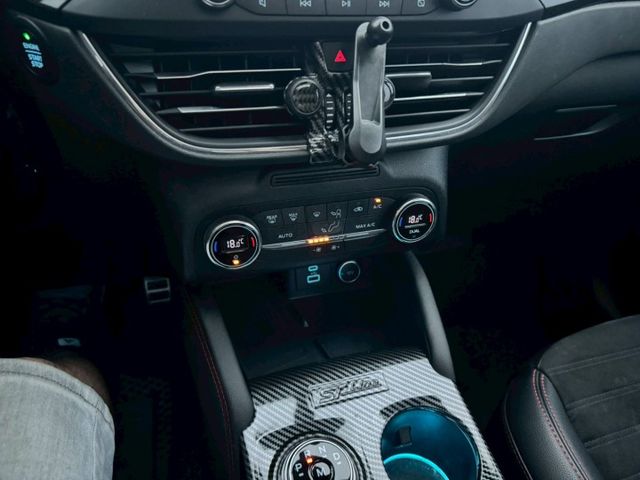 KUGA  第9張相片