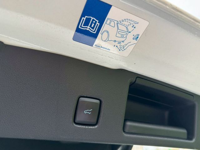 KUGA  第13張相片