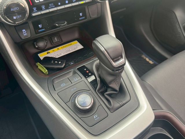 RAV4  第9張相片