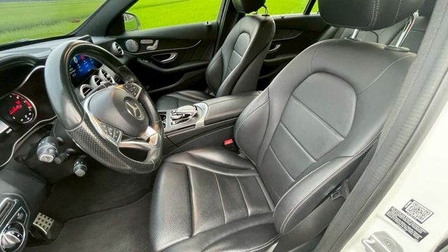C-CLASS SEDAN W205  第5張相片