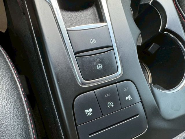 KUGA  第9張相片