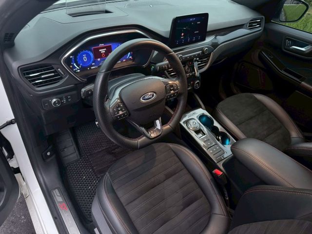 KUGA  第5張相片