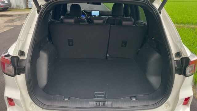 KUGA  第4張相片