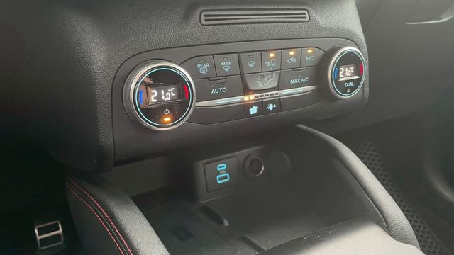 KUGA  第9張相片