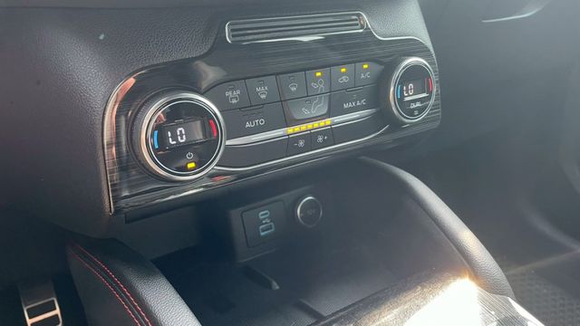 KUGA  第7張相片