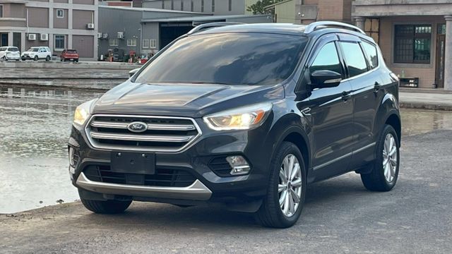 KUGA  第2張相片