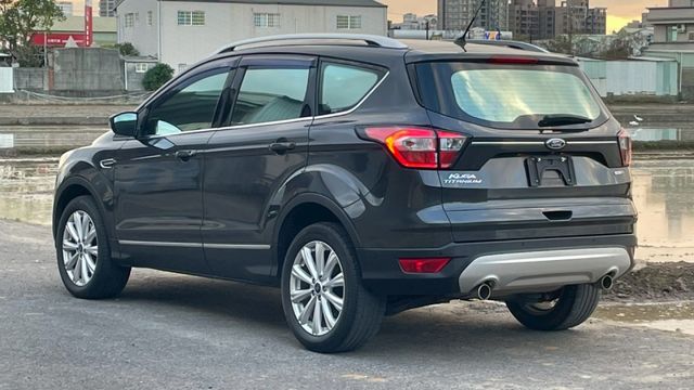 KUGA  第3張相片