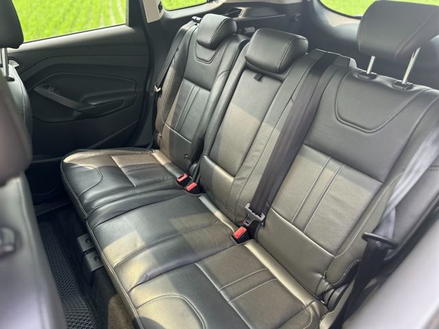 KUGA  第7張相片