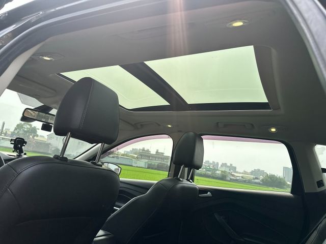 KUGA  第8張相片