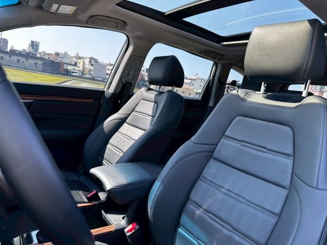 CR-V  第6張相片