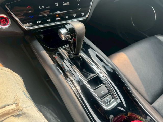 HR-V  第10張相片