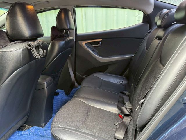 ELANTRA  第7張相片