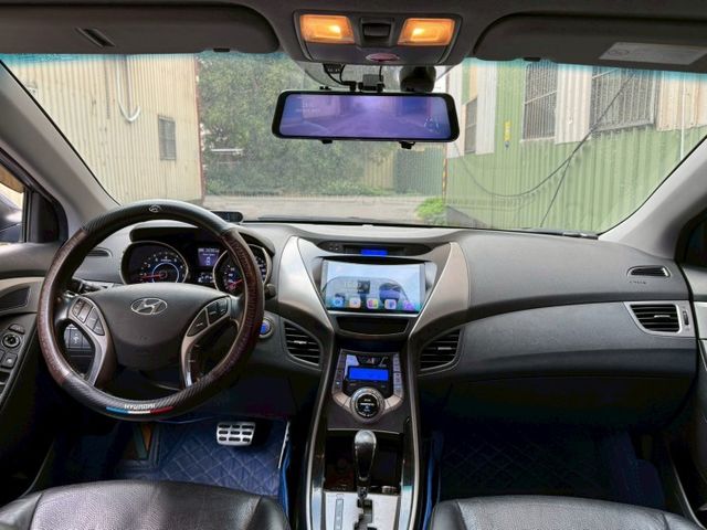 ELANTRA  第8張相片