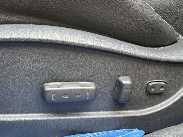 ELANTRA  第9張相片