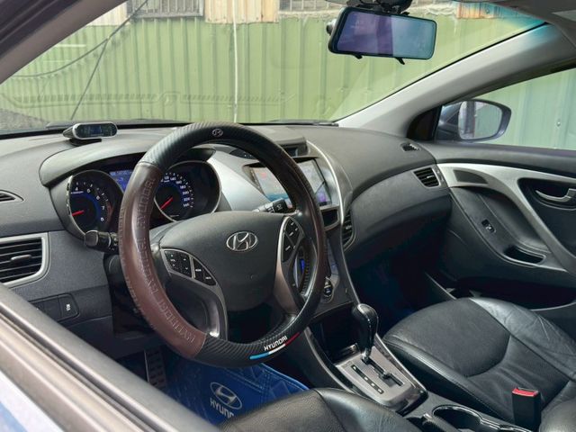 ELANTRA  第10張相片