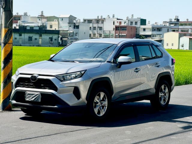 RAV4  第2張相片