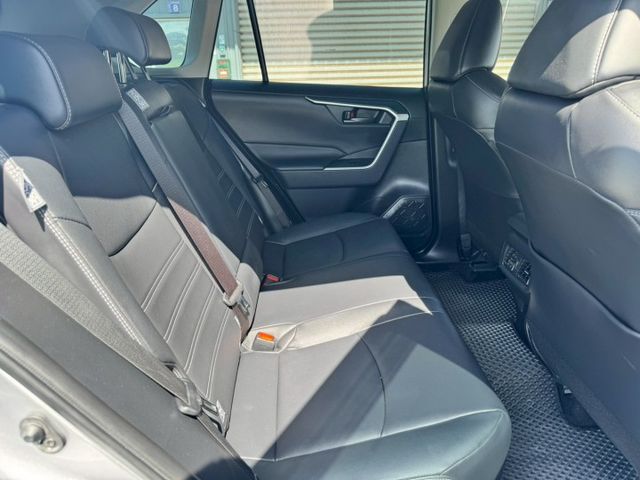 RAV4  第7張相片