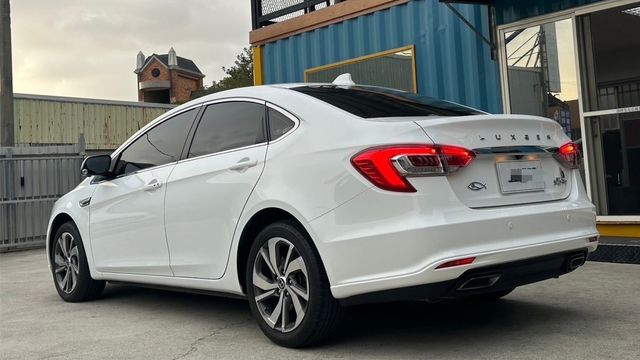 FORD福特 FOCUS WAGON  第3張相片