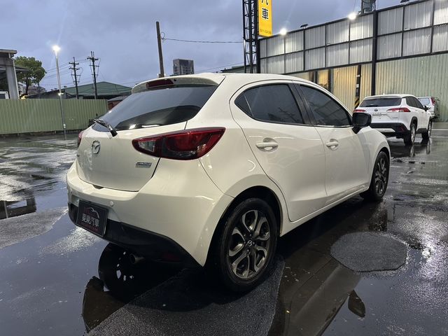 MAZDA馬自達 MAZDA 2  第2張相片