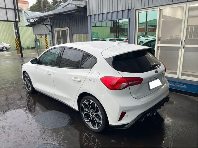 FORD福特 FOCUS  第3張相片