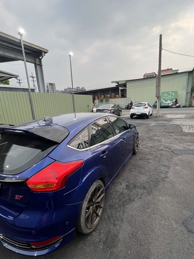 FORD福特 FOCUS  第3張相片