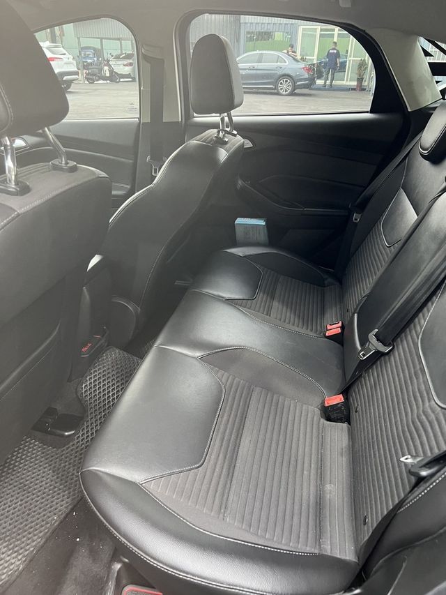 FORD福特 FOCUS  第6張相片
