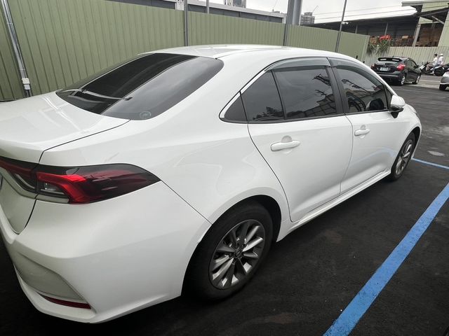 TOYOTA豐田 ALTIS  第4張相片