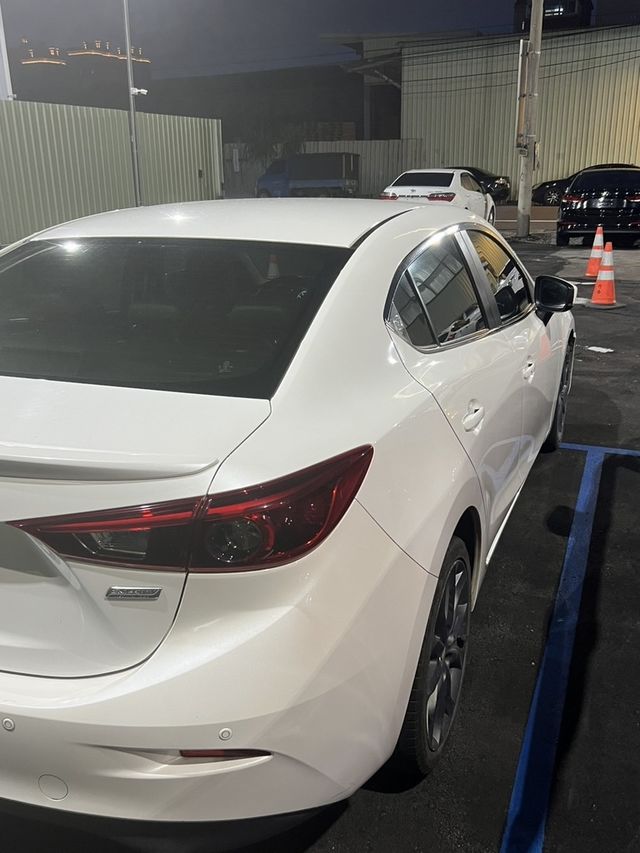 MAZDA馬自達 MAZDA 3  第4張相片