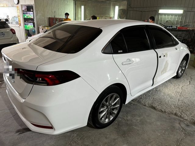 TOYOTA豐田 ALTIS  第4張相片