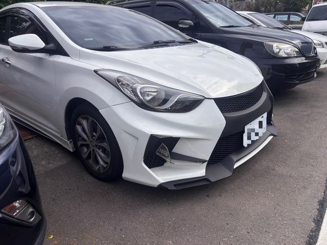 HYUNDAI現代 ELANTRA  第1張相片