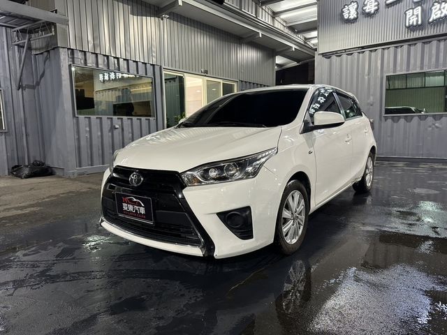 TOYOTA豐田 YARIS  第2張相片