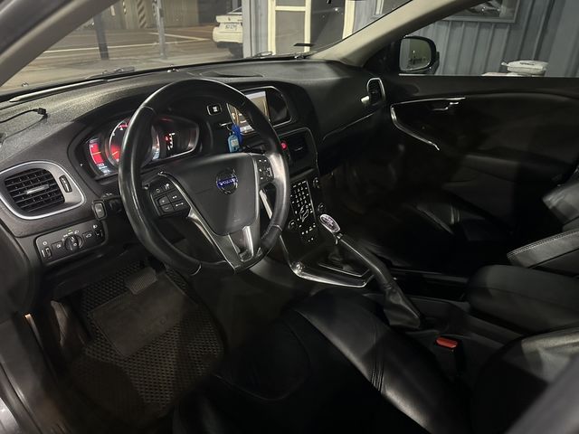 VOLVO富豪 V40  第6張相片