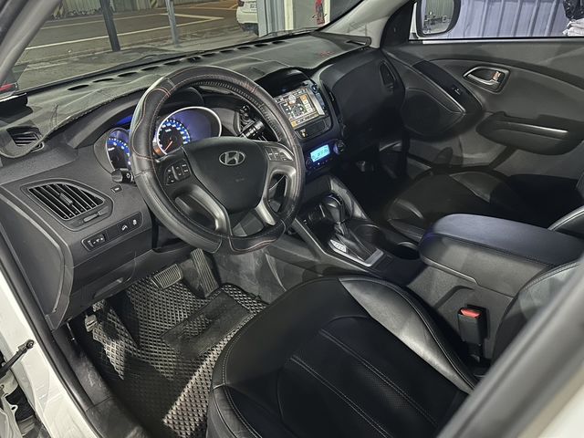 HYUNDAI現代 IX35  第6張相片