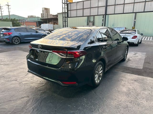 TOYOTA豐田 ALTIS  第4張相片