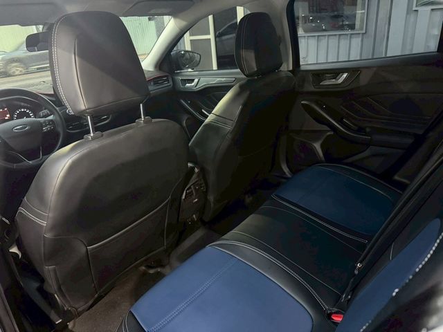 FORD福特 FOCUS ACTIVE  第6張相片