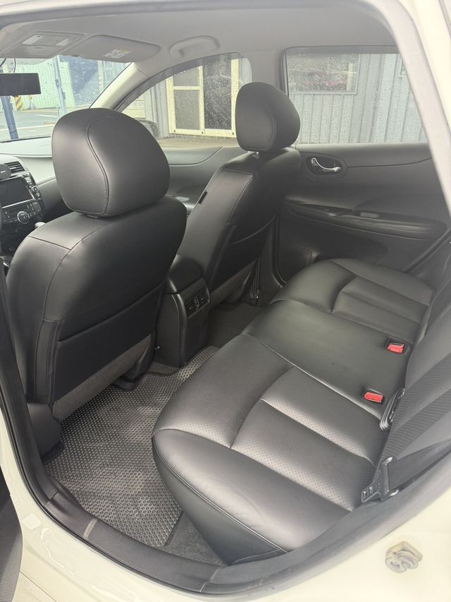 NISSAN日產 TIIDA  第6張相片